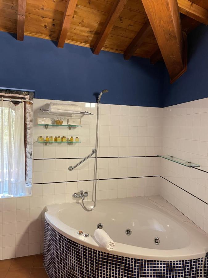 Aldea Couso Rural Hotel Sarreaus ภายนอก รูปภาพ